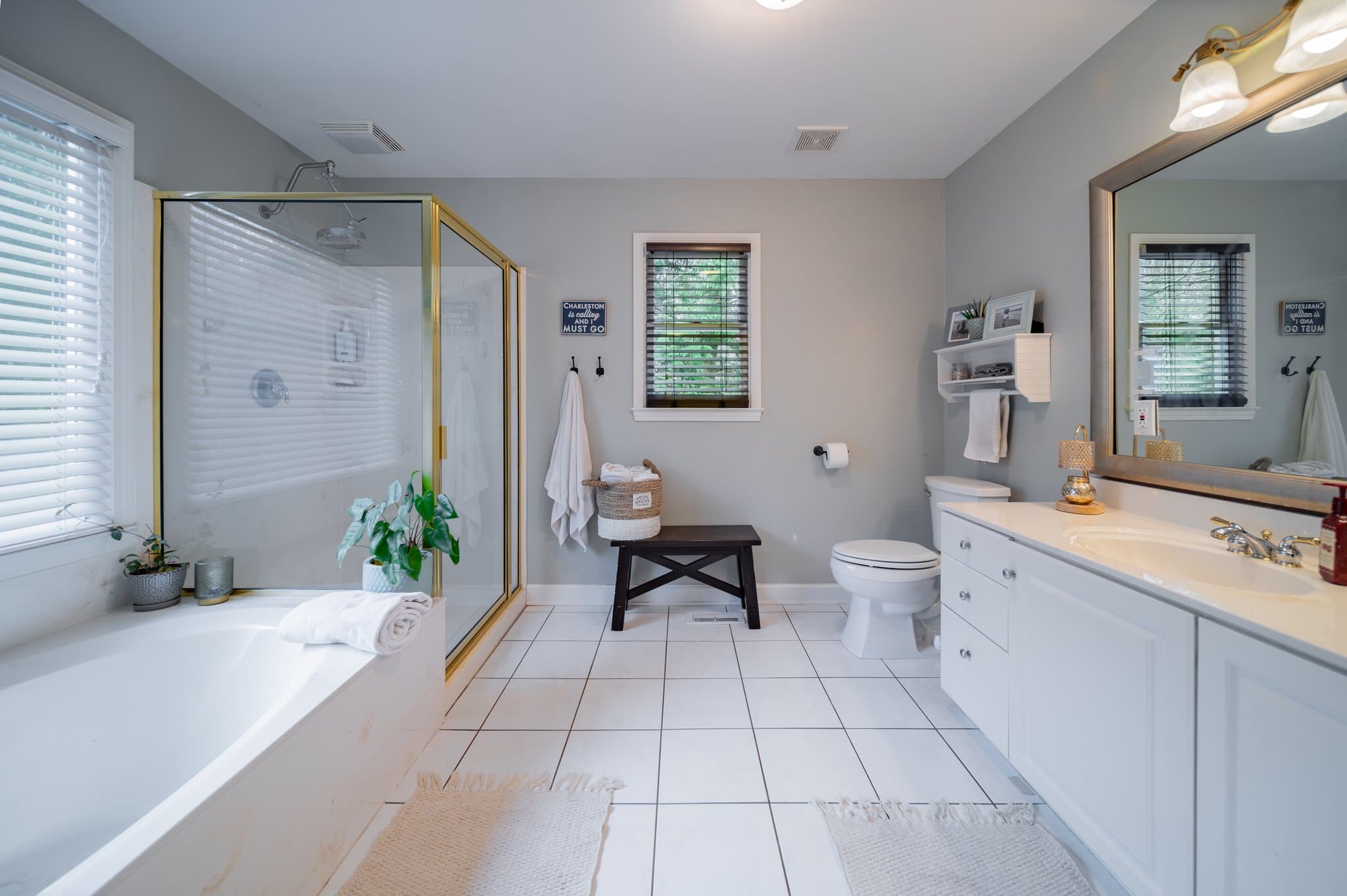 Greenville House: 10 Lotus Ct