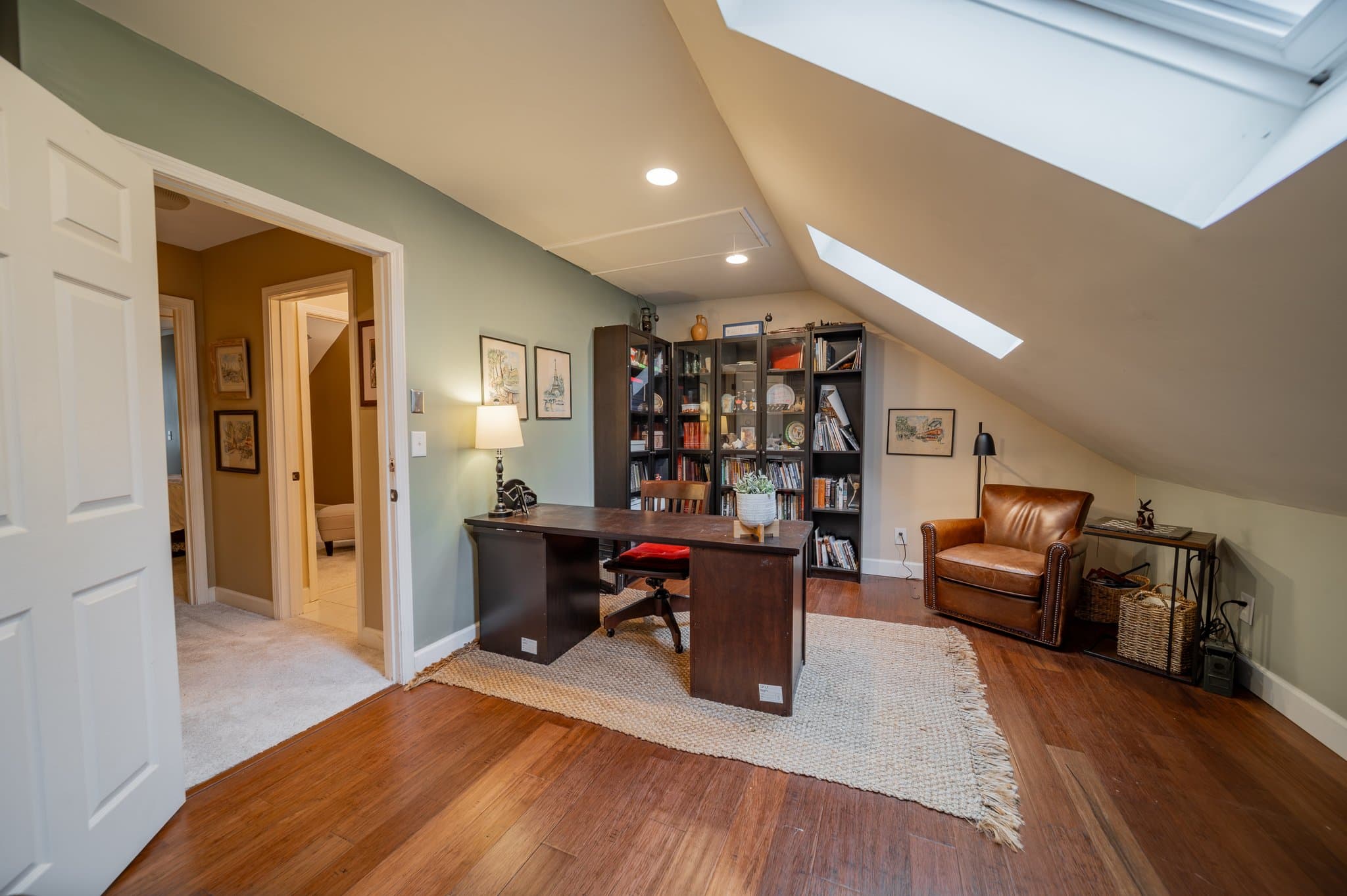 Greenville House: 10 Lotus Ct