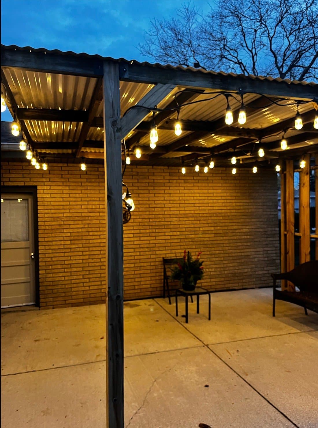 Milwaukee House: 1828 Beech Street
