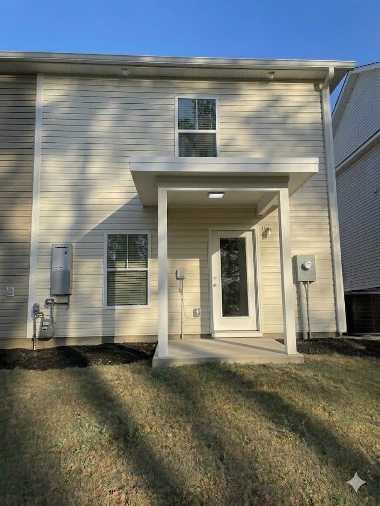 Columbia Townhome: 227 Winding Chestnut Drive