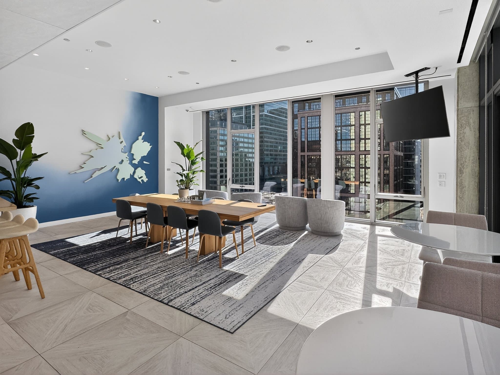 Chicago Condo: 167 N Desplaines