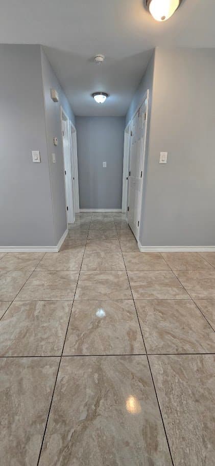 Edinburg House: 1302 Quitaca Dr