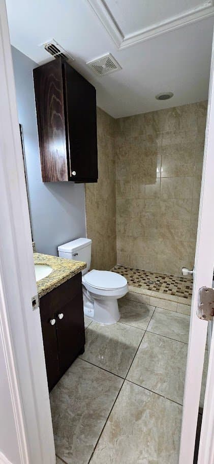 Edinburg House: 1302 Quitaca Dr