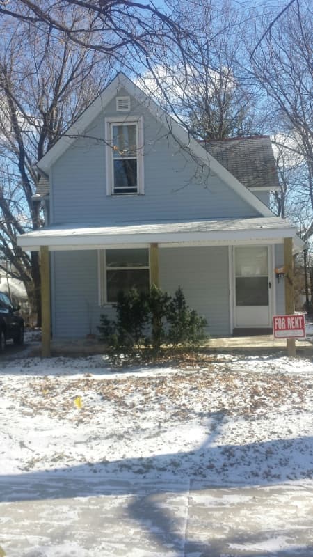 West Lafayette House: 456 N Salisbury