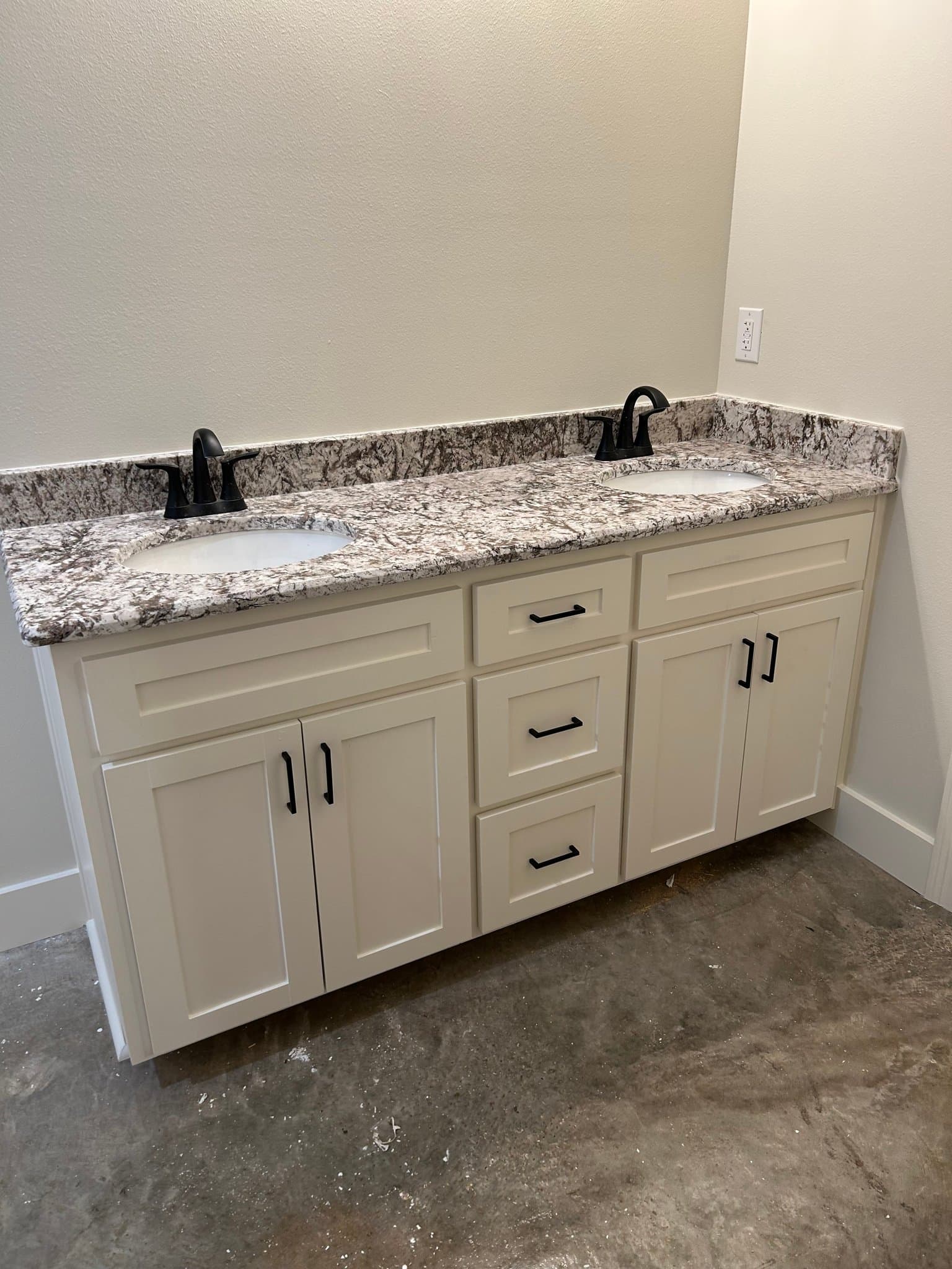 Youngsville House: 101 Habersham drive