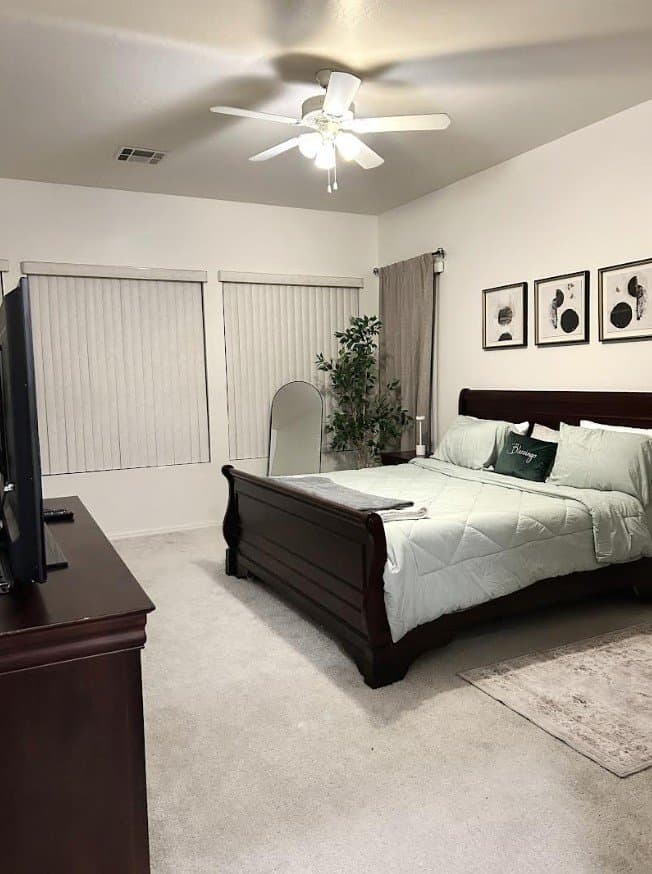 Chandler House: S Longmore St - C0ntact for full address