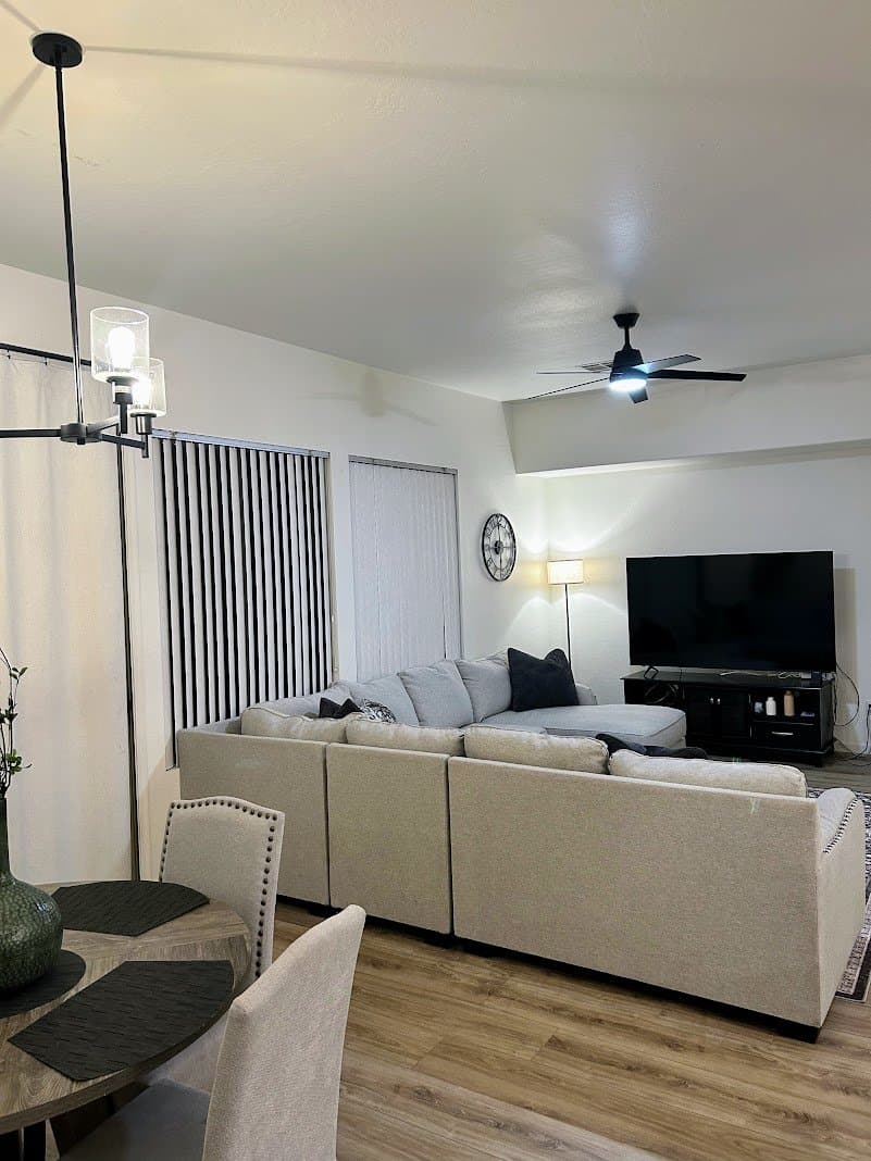 Chandler House: S Longmore St - C0ntact for full address