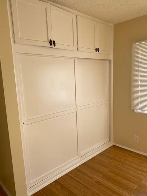 Sherman Oaks Apartment: 4956 Kester Ave