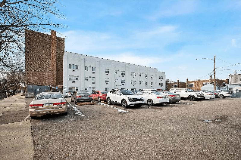 Philadelphia Apartment: 7210 Oxford Ave