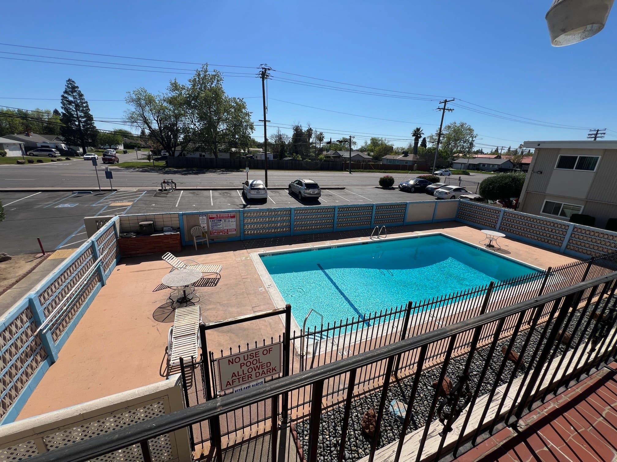 Sacramento Apartment: 2383 Arden Way