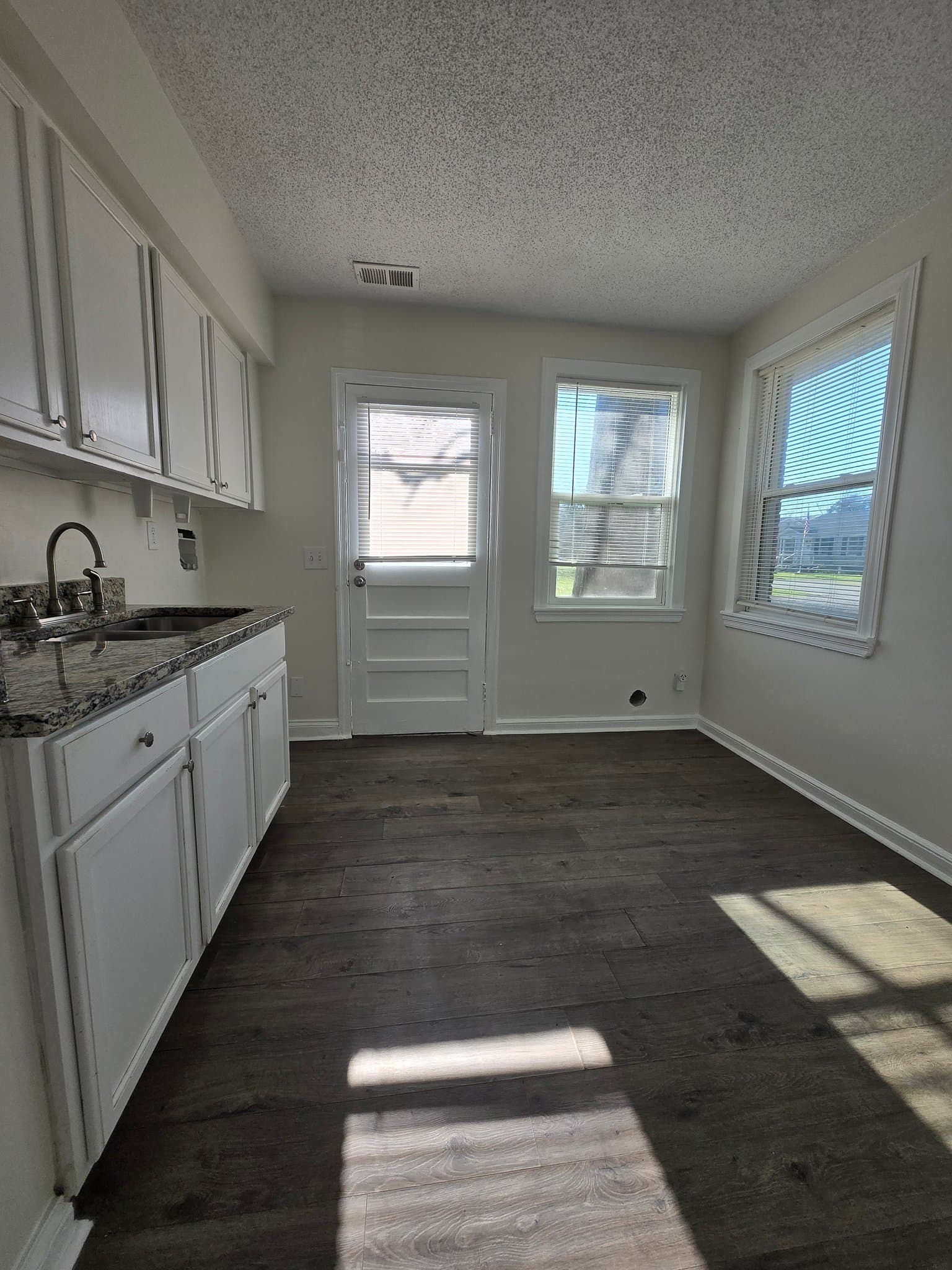 Cayce House: 617 Lexington Ave