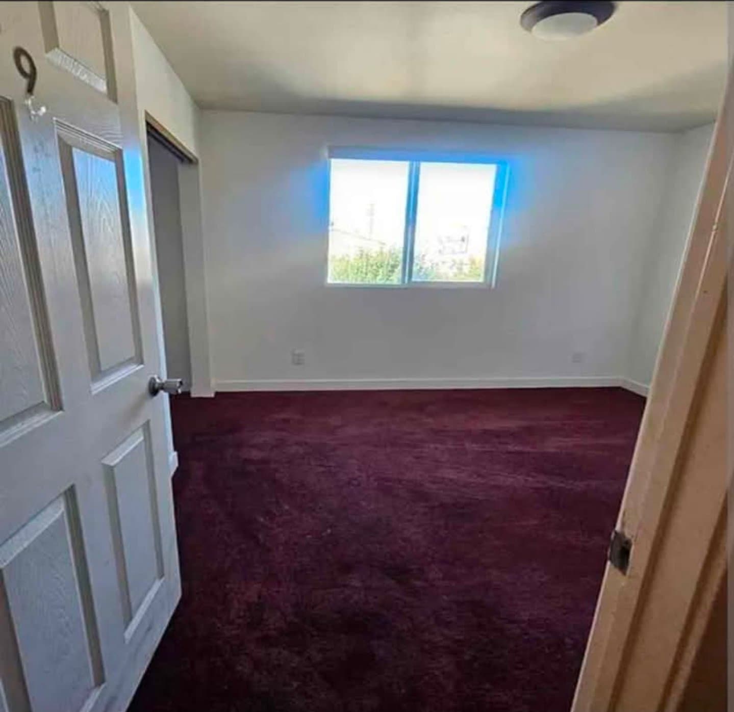 Los angeles Single Room: 329 e 116th pl