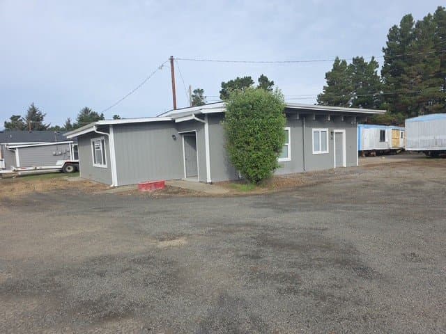 Florence House: 87675 Hwy 101