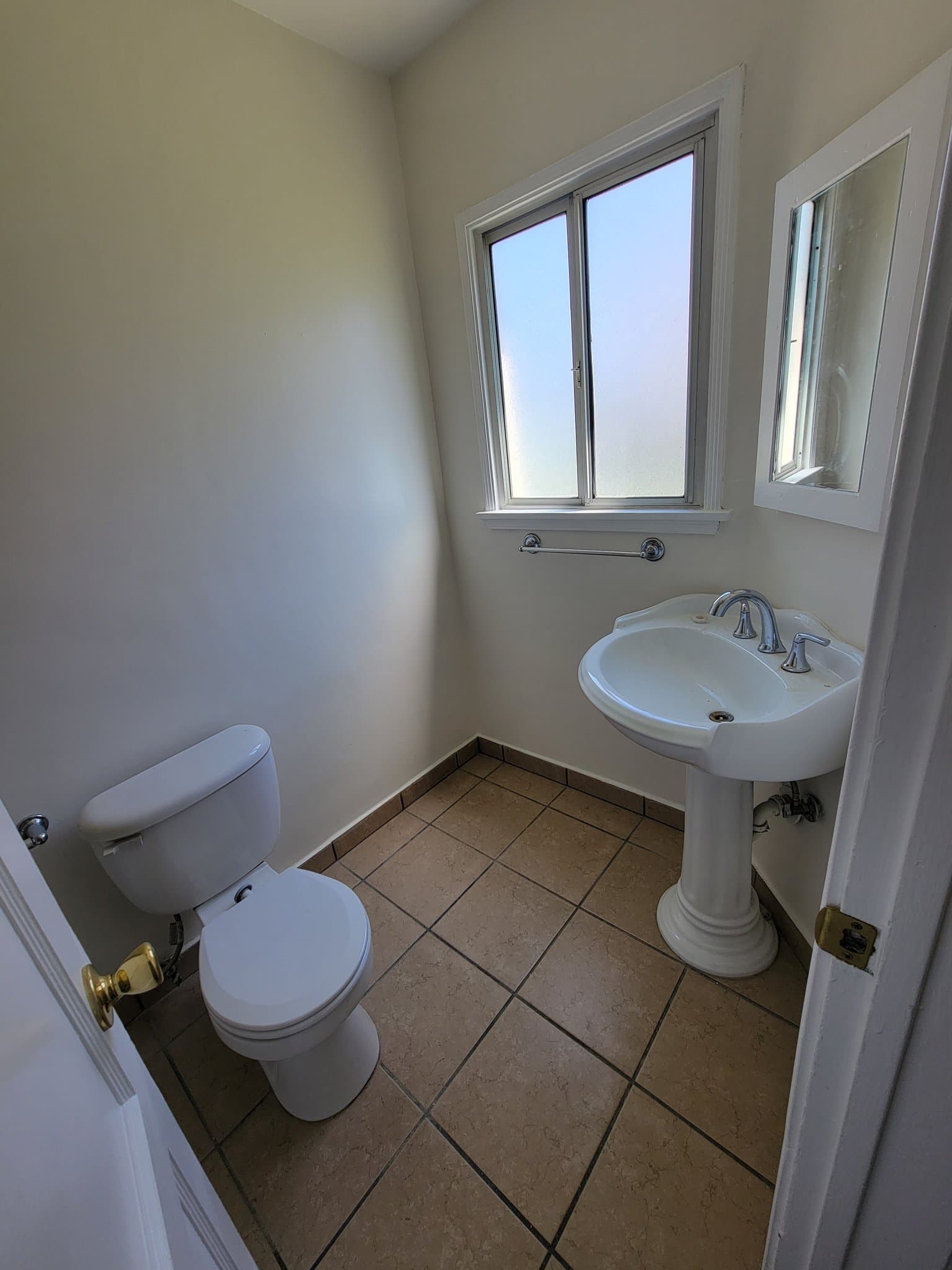 Van Nuys Multiplex: 13626 1/2 Leadwell St