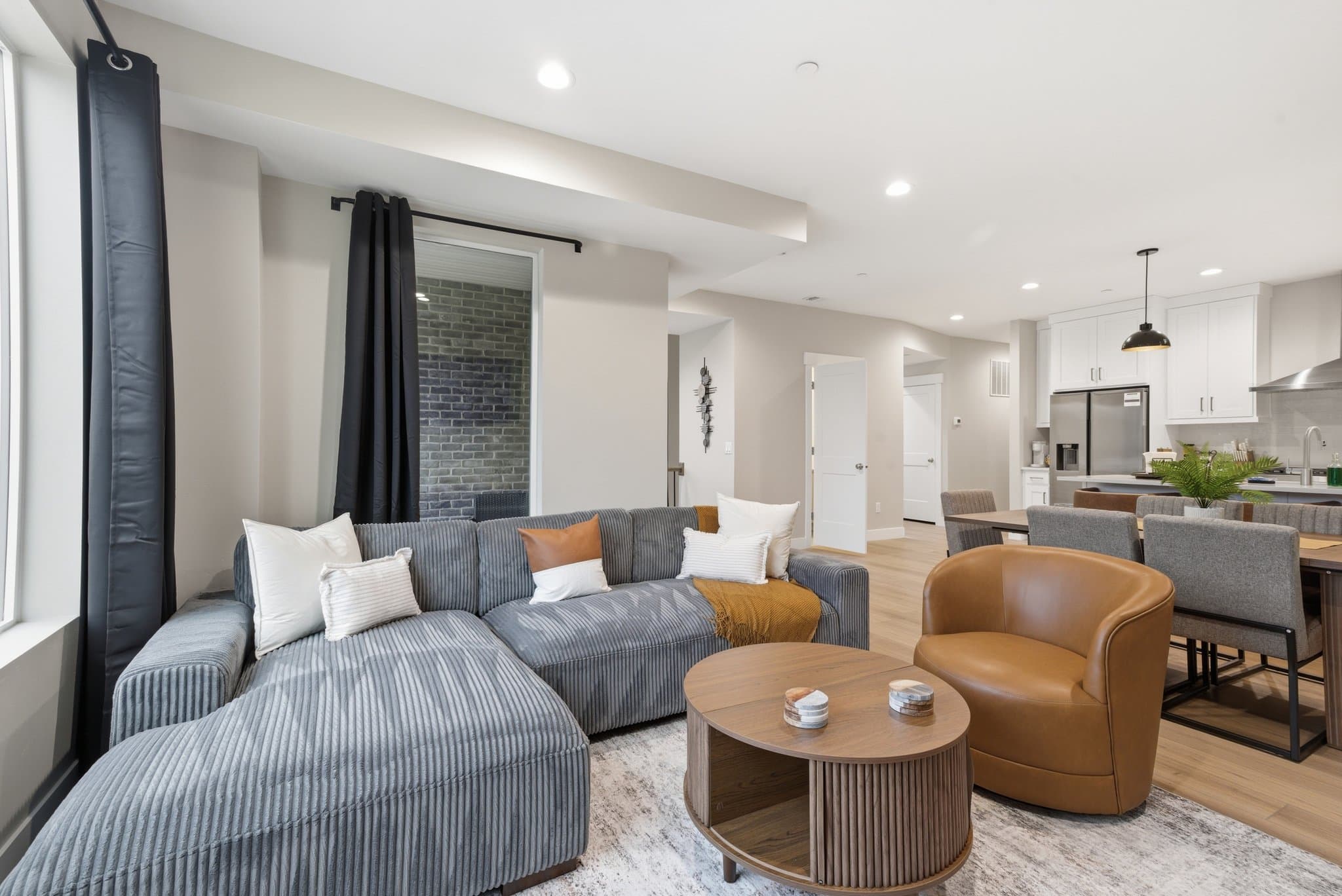 Millcreek Townhome: 1562 e 3900 s