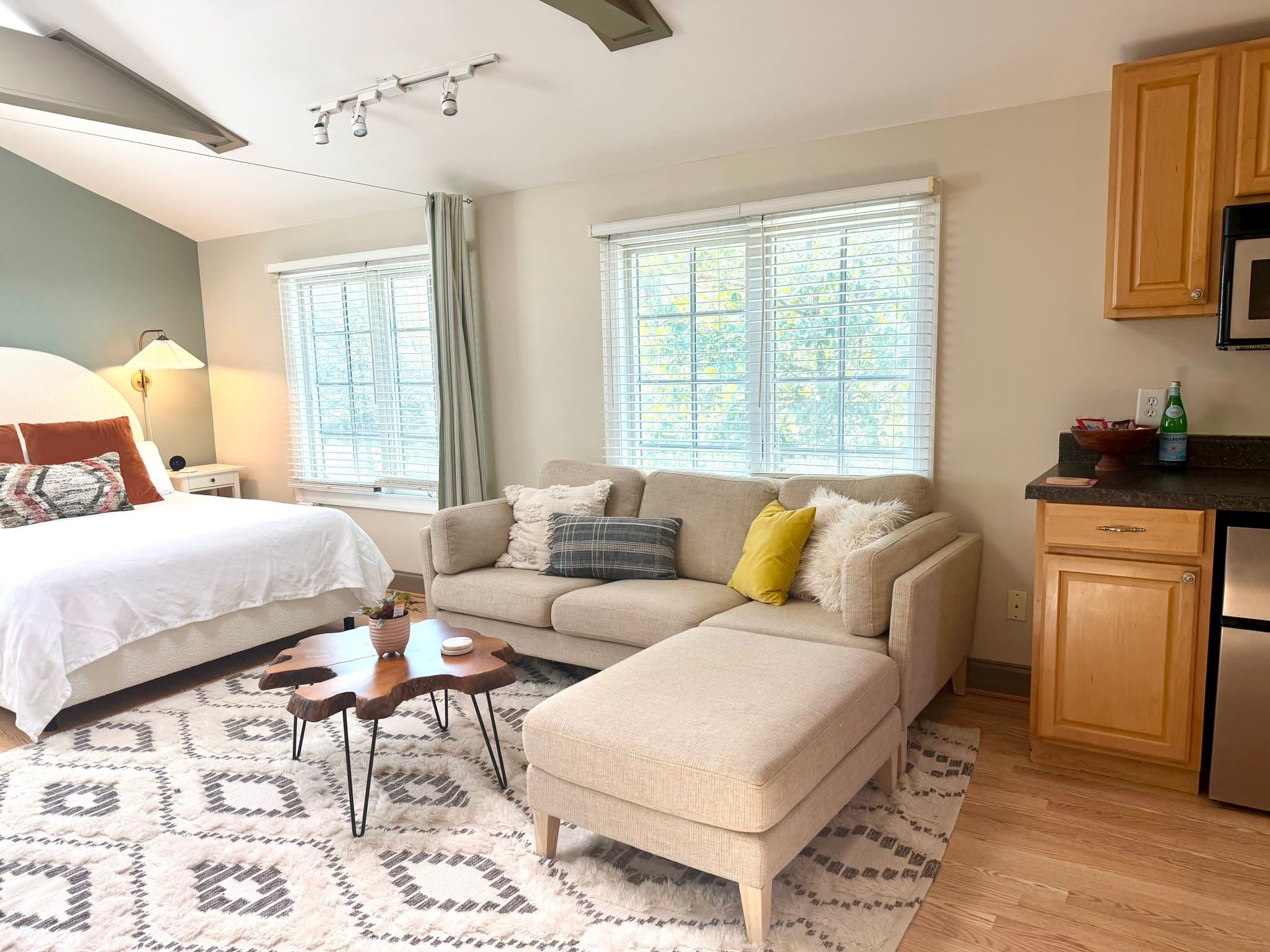 Wilmington House: 6204 Old Military Road