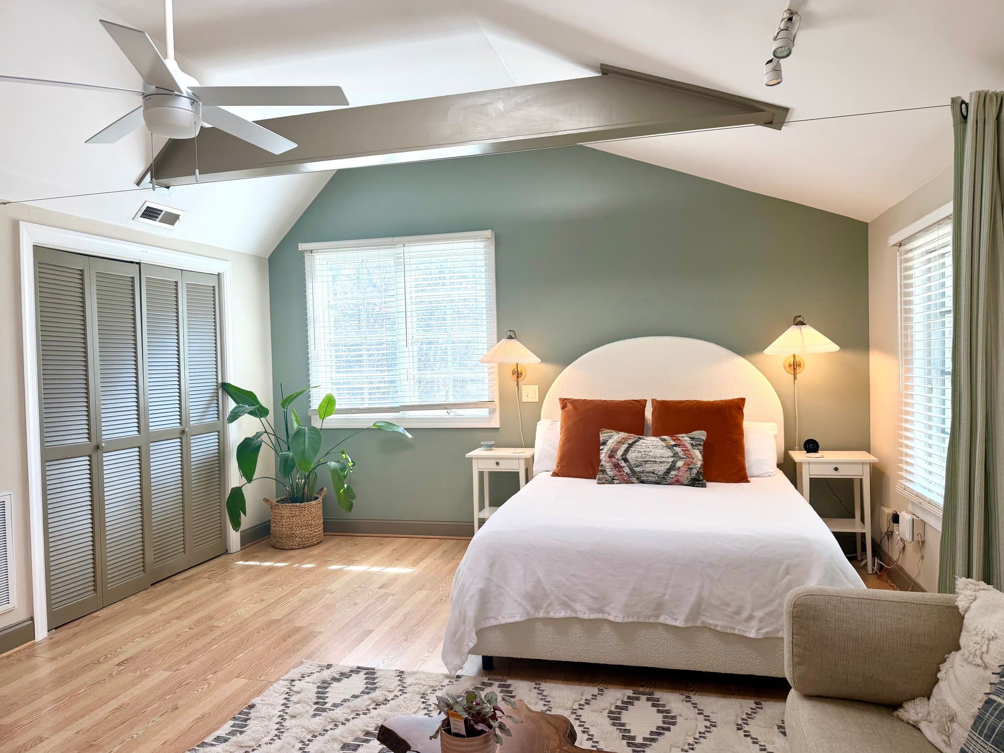 Wilmington House: 6204 Old Military Road