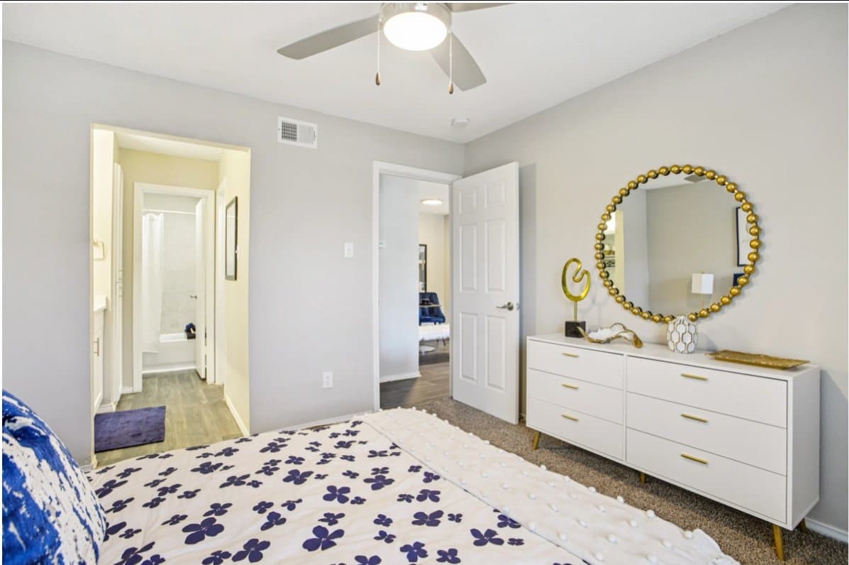 Austin Apartment: 1070 Mearns Meadow blvd