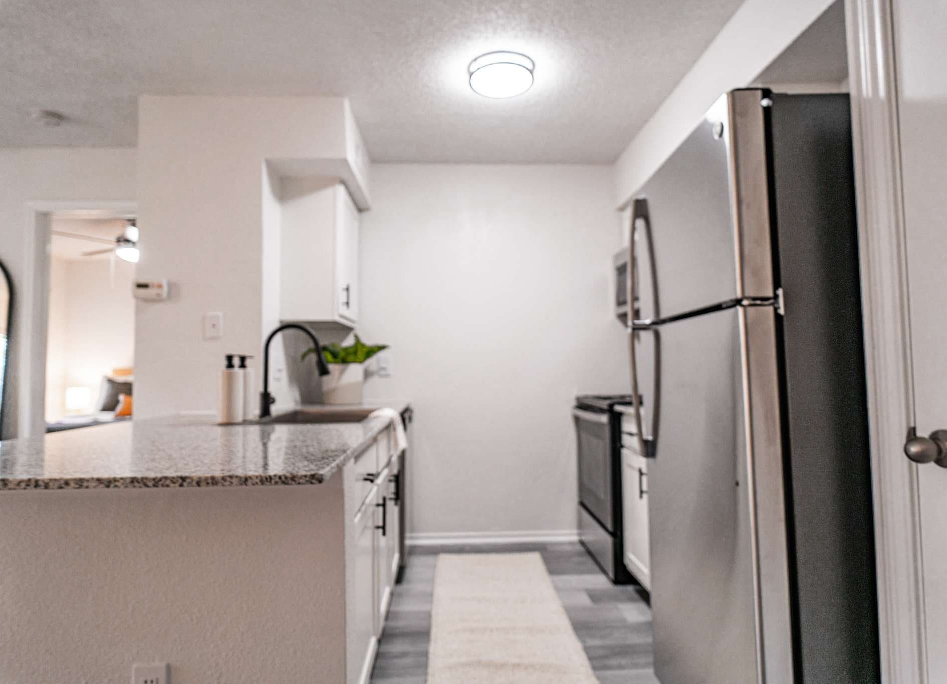 Austin Apartment: 12330 Metric blvd
