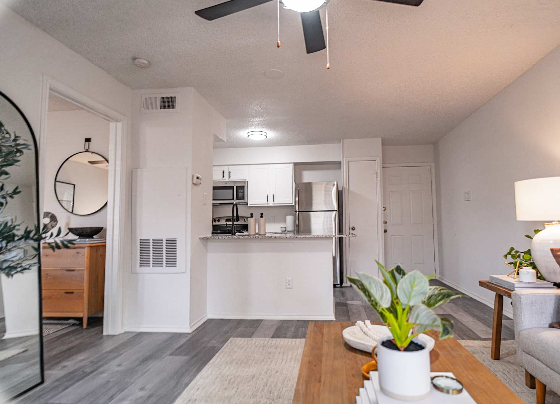 Austin Apartment: 12330 Metric blvd