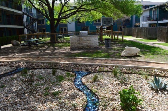 austin Apartment: 2101 w anderson ln