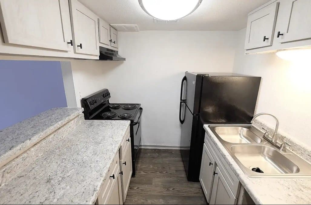 Austin Apartment: 1124 rutland dr