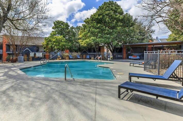 austin Apartment: 8900 north interstate 35