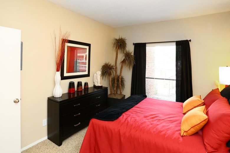 austin Apartment: 1003 Justin ln