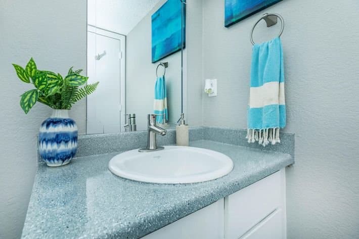 Austin Apartment: 8800 N IH-35