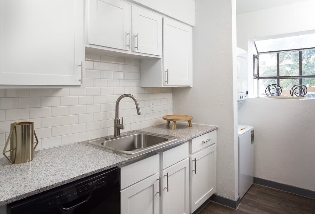 Austin Apartment: 8912 N lamar blvd