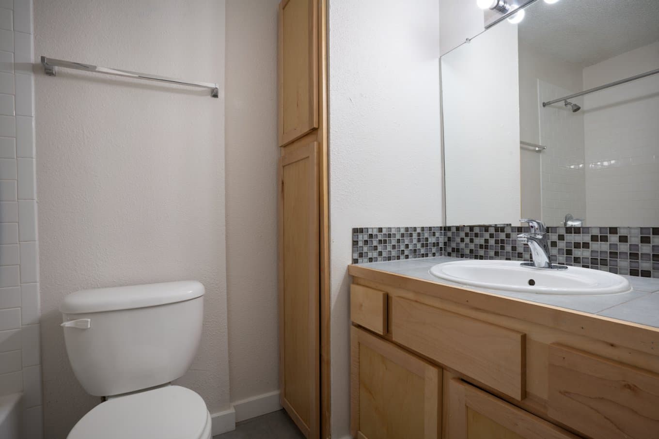 austin Apartment: 2601 penny ln