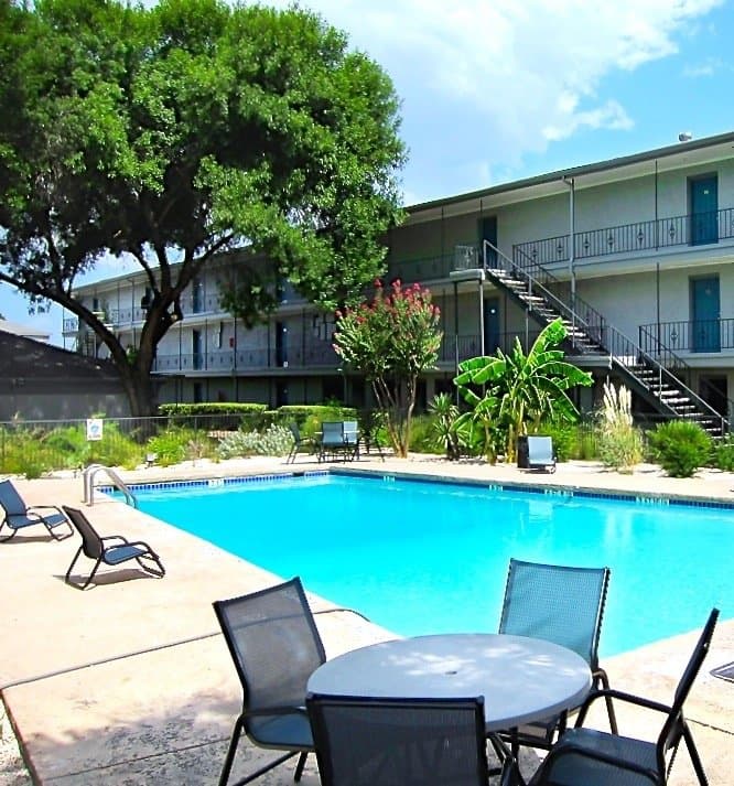 austin Apartment: 2601 penny ln