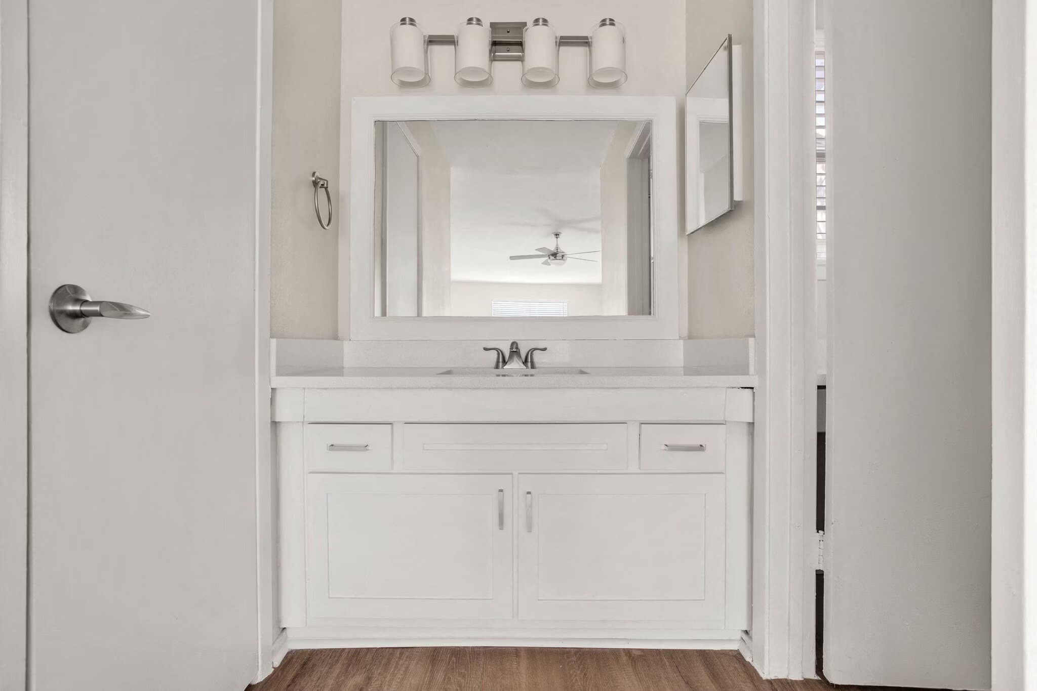 austin Apartment: 7581 Chevy Chase dr