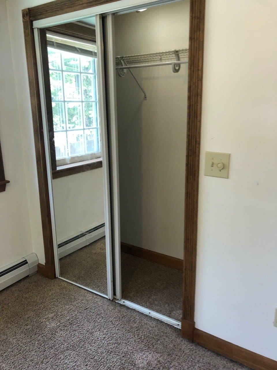Sebago Apartment: 686 Sebago Rd