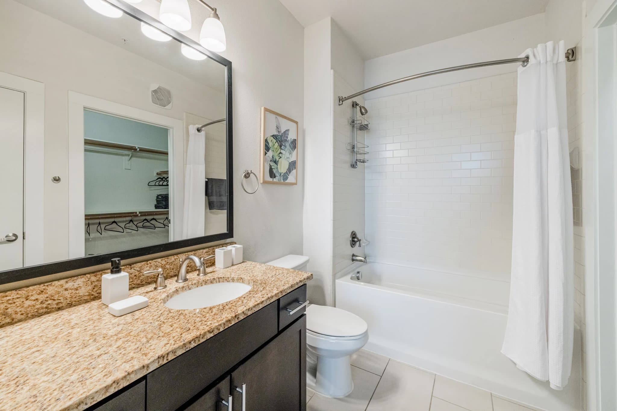 austin Apartment: 810 W. St johns ave