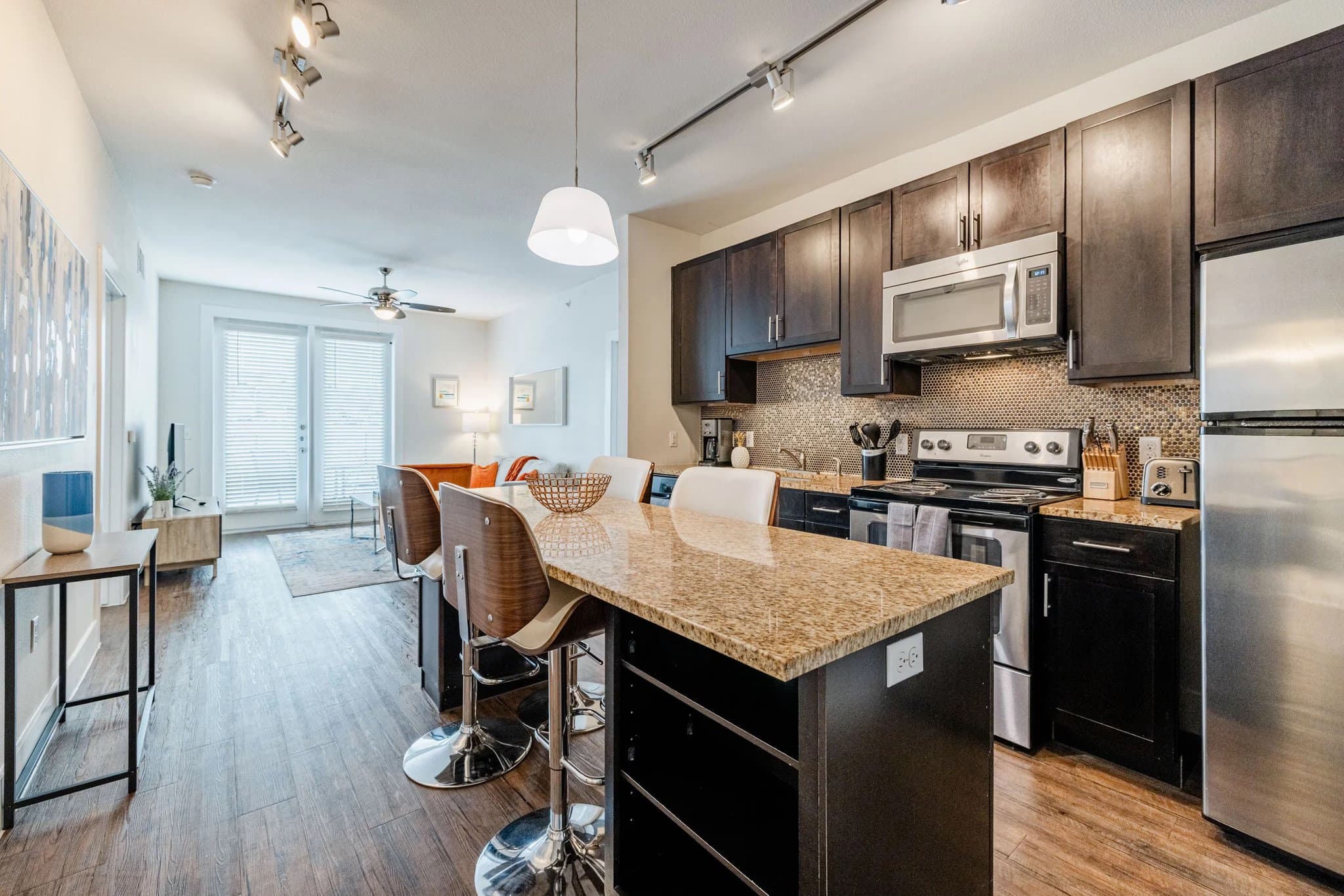austin Apartment: 810 W. St johns ave