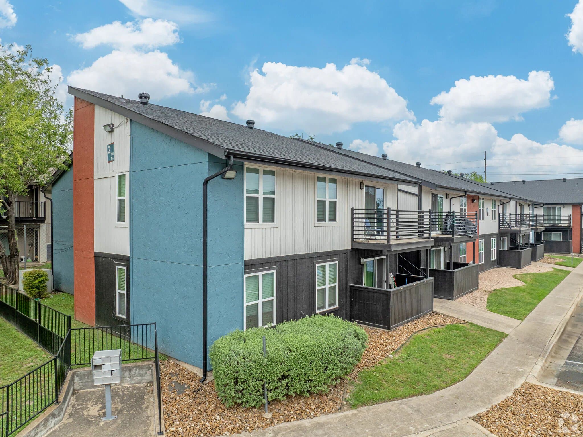 austin Apartment: 8926 n lamar blvd
