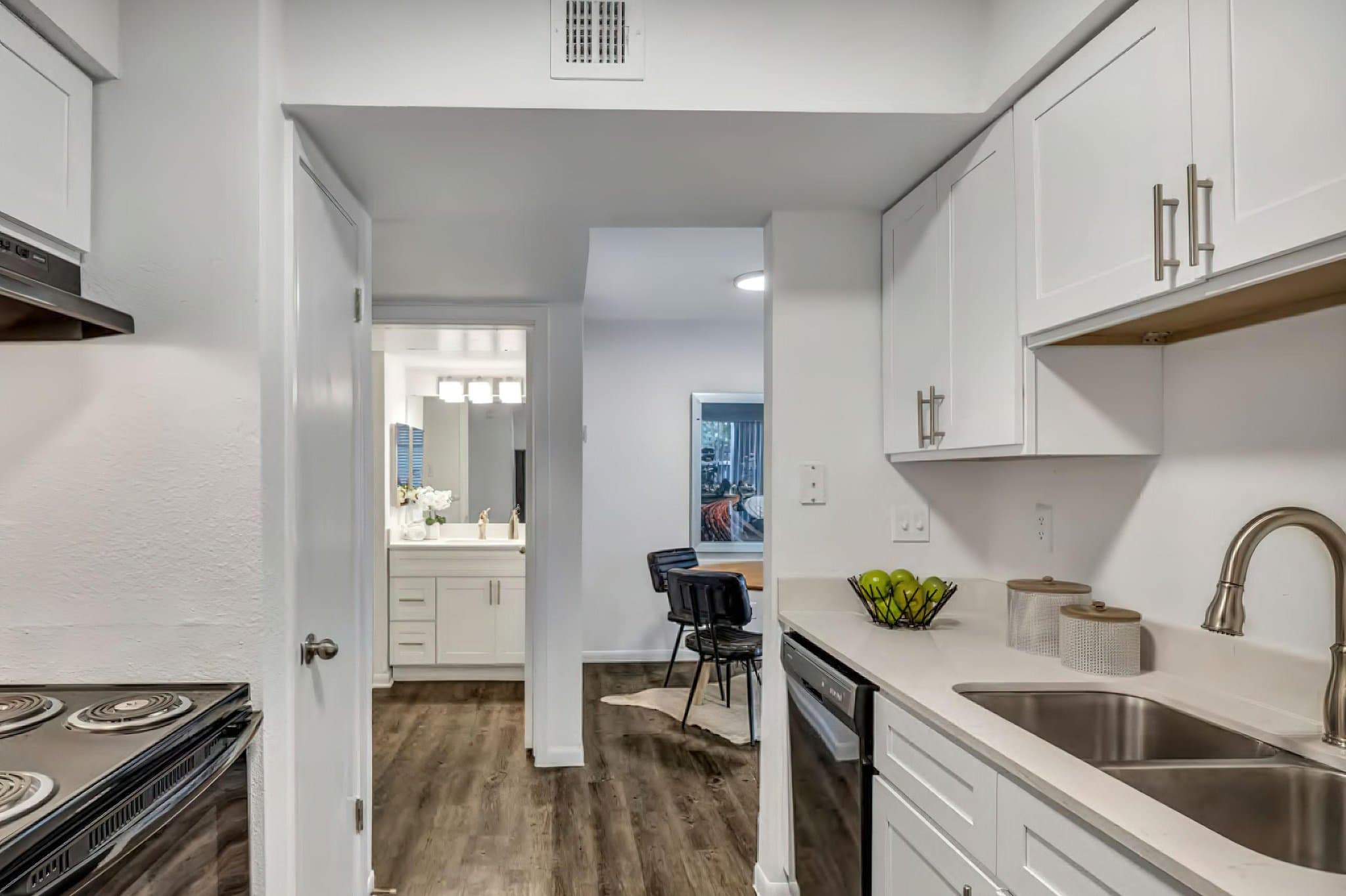 austin Apartment: 1735 Rutland dr