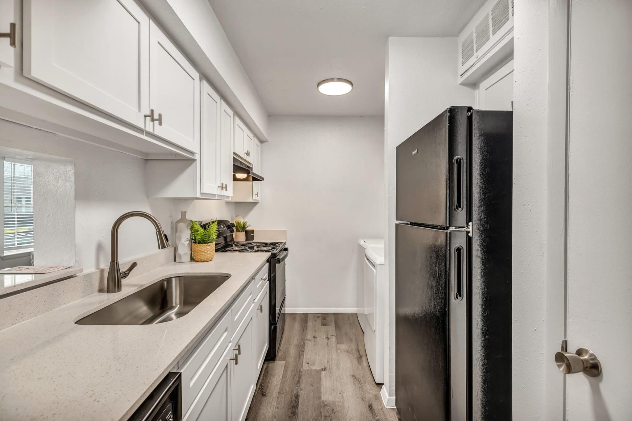austin Apartment: 1735 Rutland dr