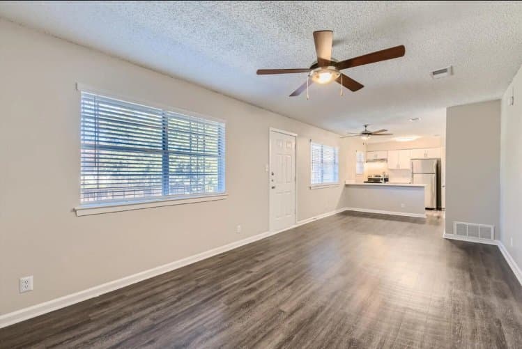 austin Apartment: 8605 Shoal Creek Blvd
