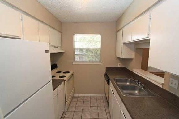 austin Apartment: 8605 Shoal Creek Blvd