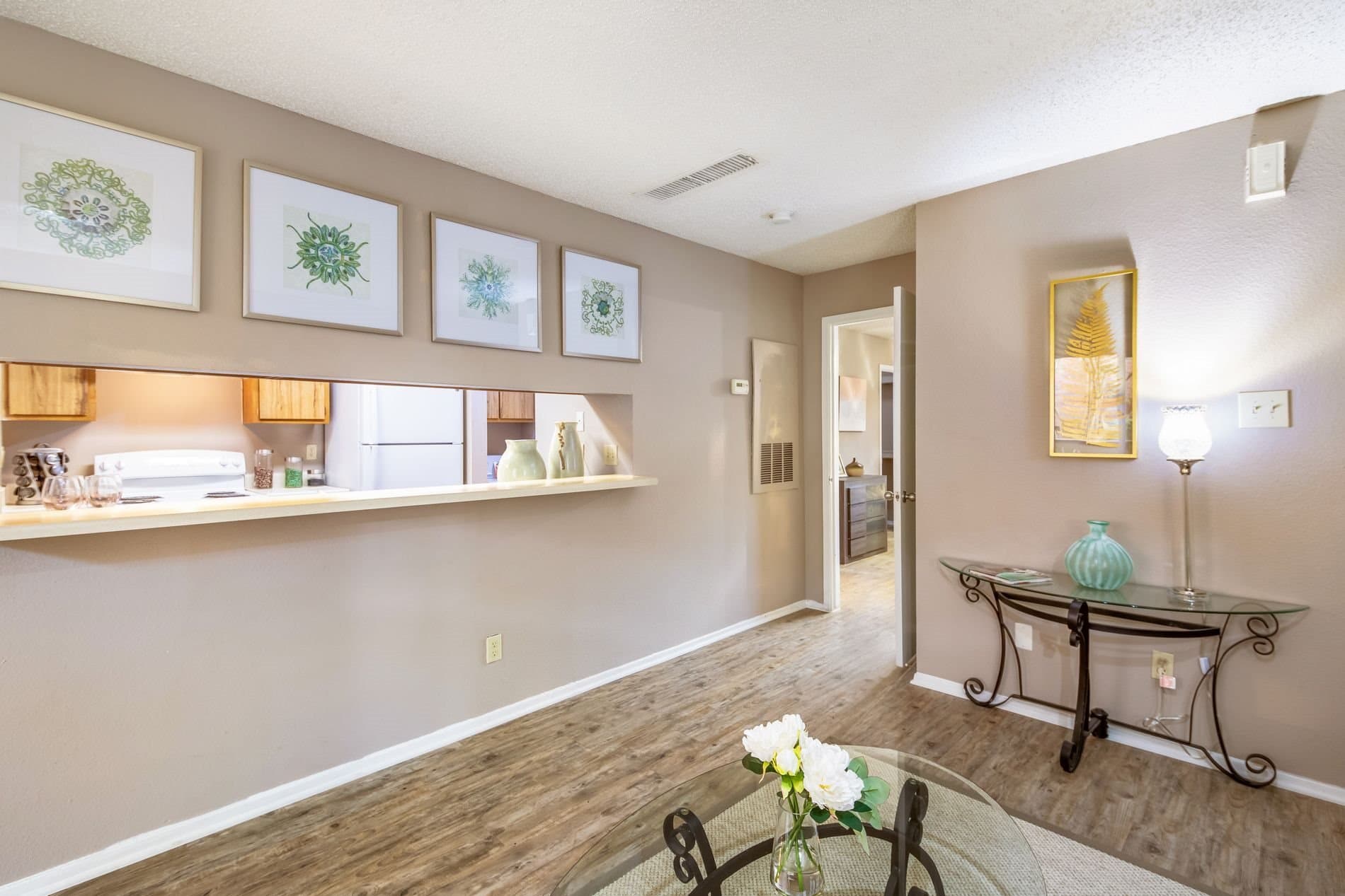 austin Apartment: 701 w longspur blvd