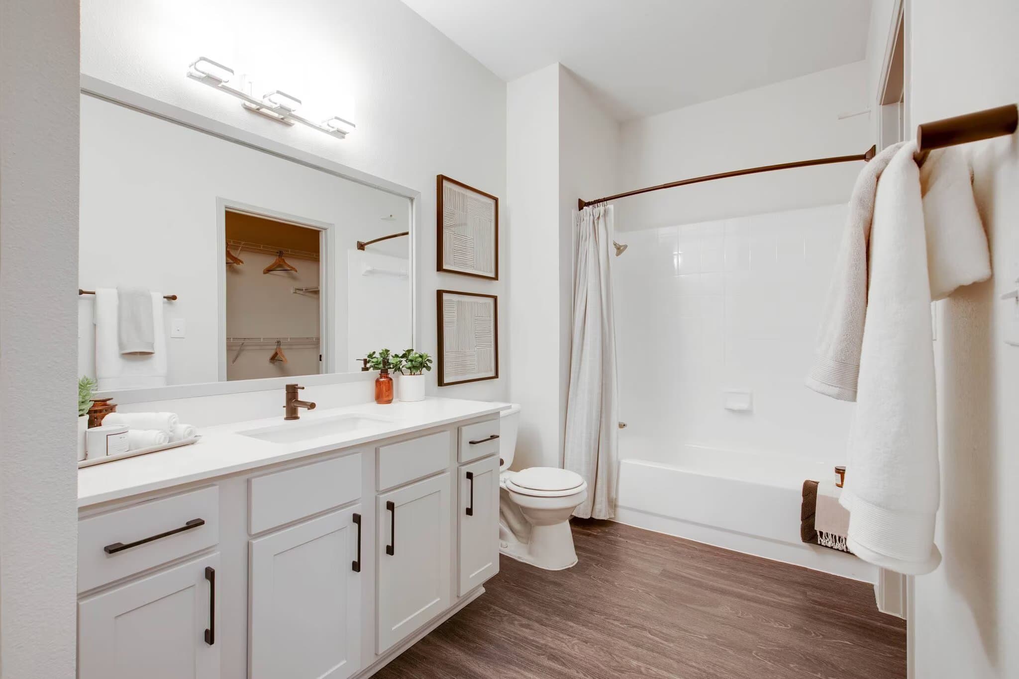 austin Apartment: 3201 century park blvd