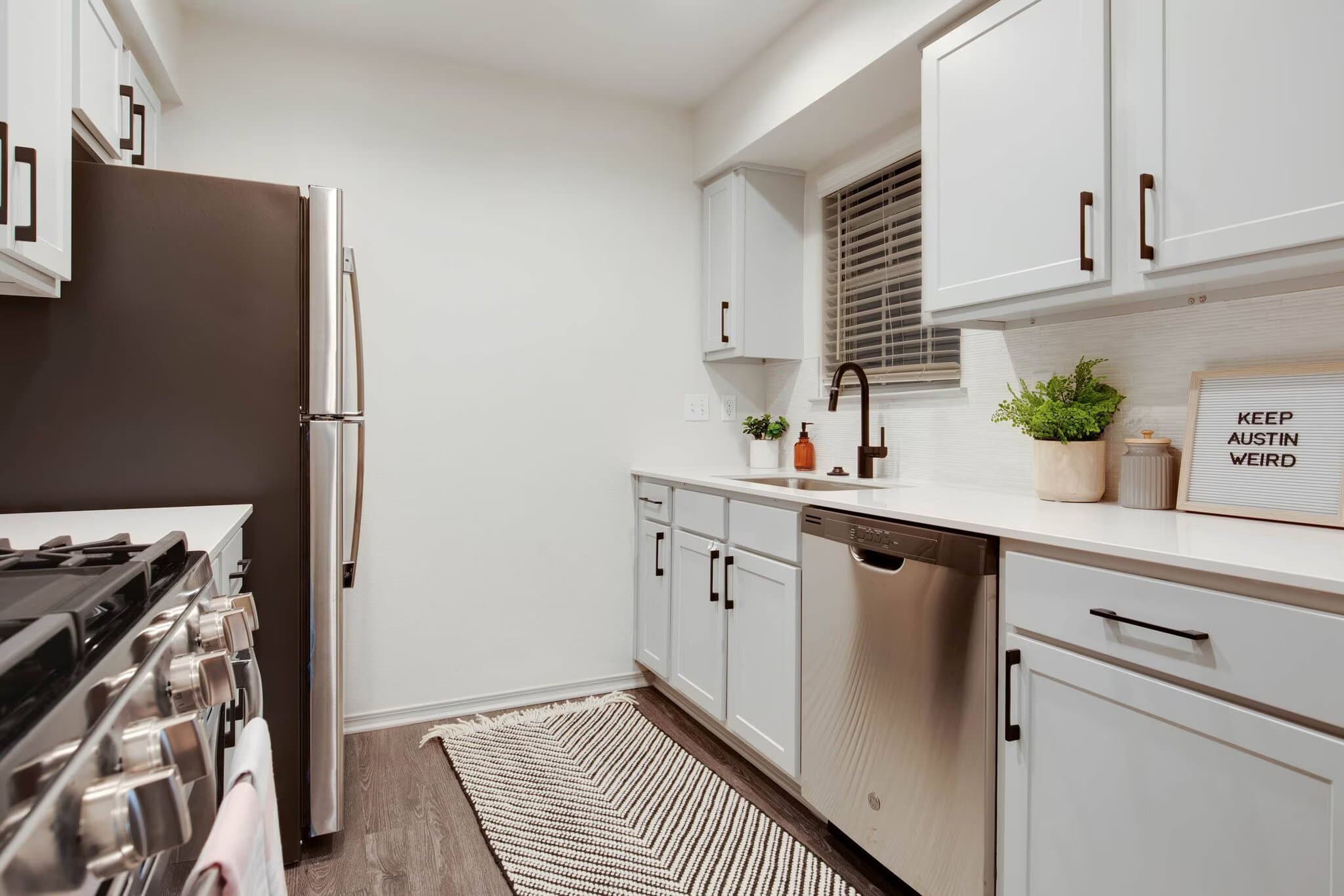 austin Apartment: 3201 century park blvd