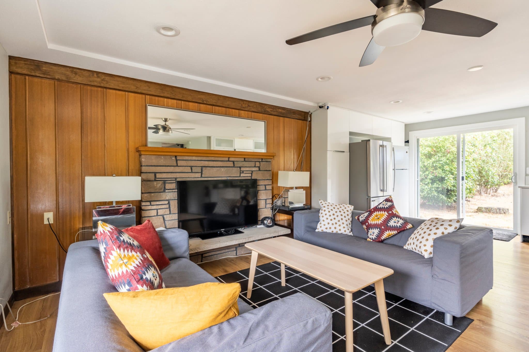 Shoreline Single Room: 1803 North 200th Street