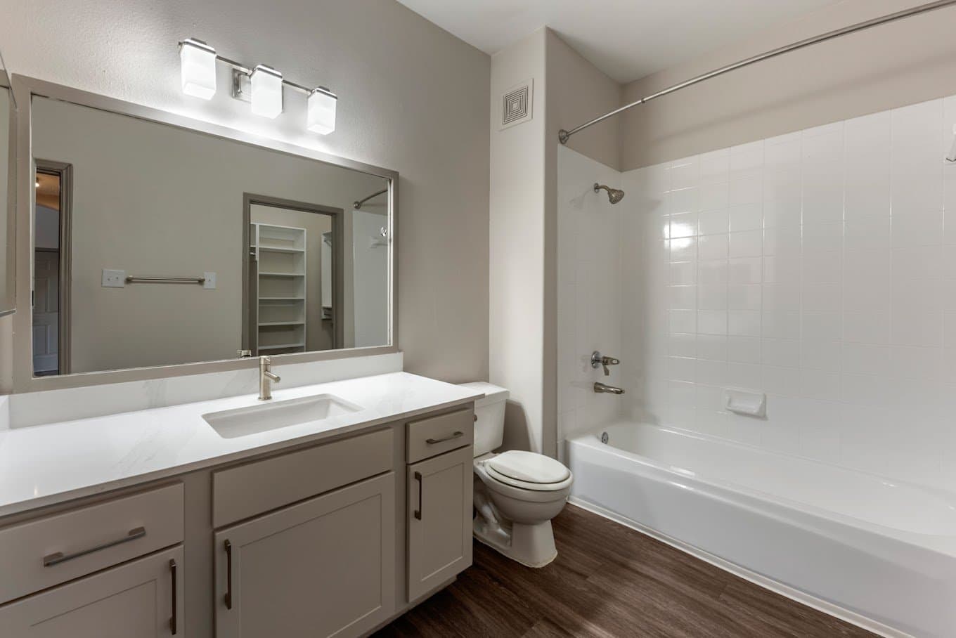 austin Apartment: 13401 Metric Blvd