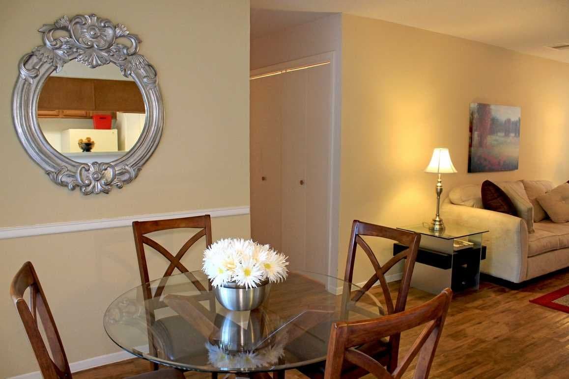 austin Apartment: 2000 Cedar Bend Dr
