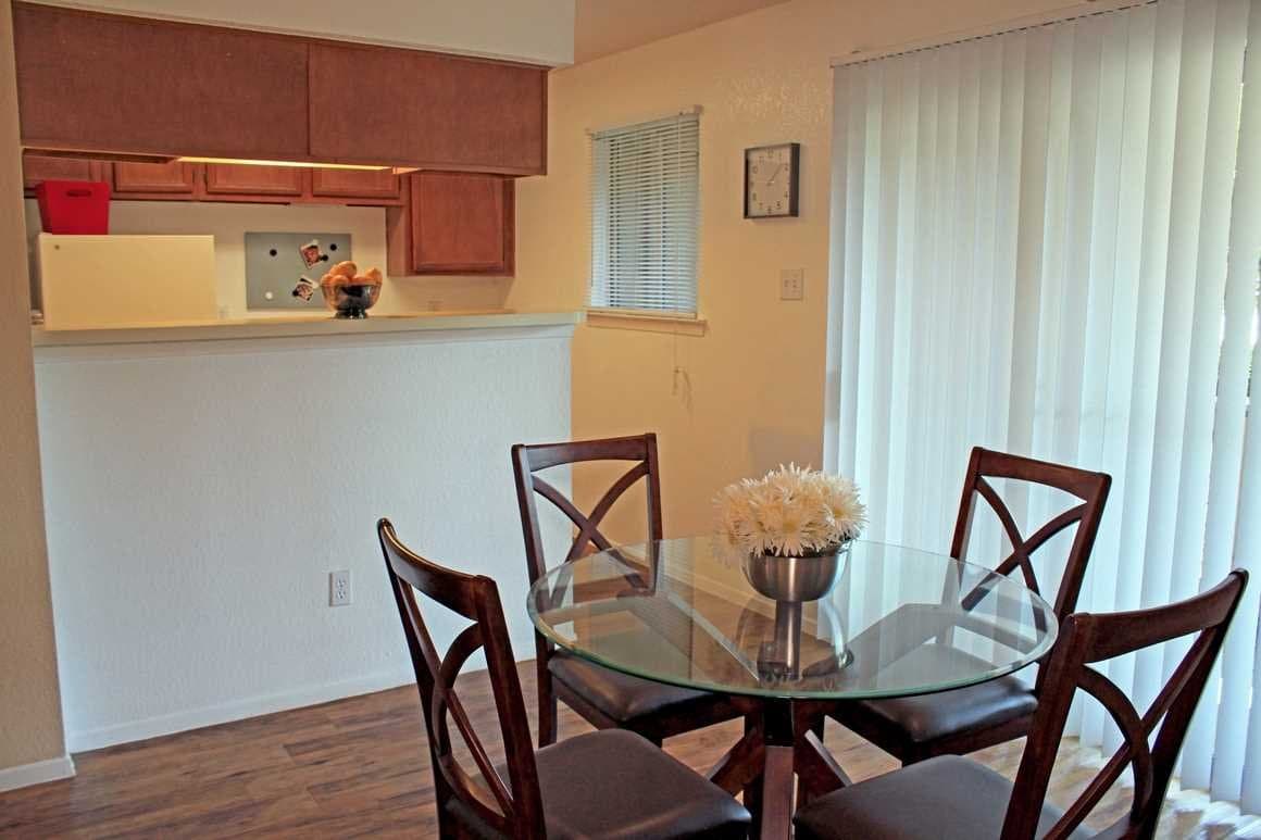 austin Apartment: 2000 Cedar Bend Dr