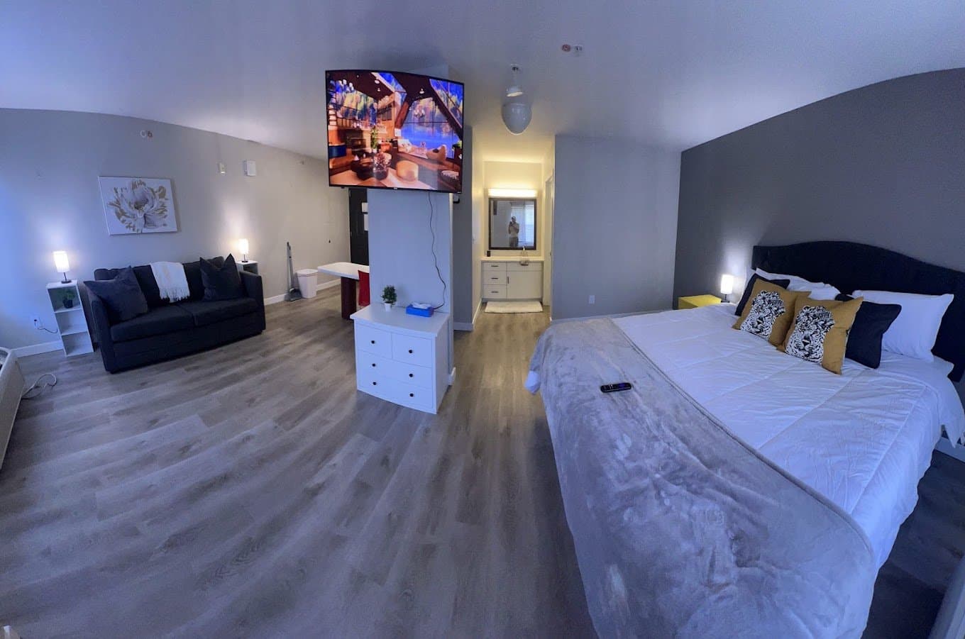 austin Apartment: 2700 gracy farms ln