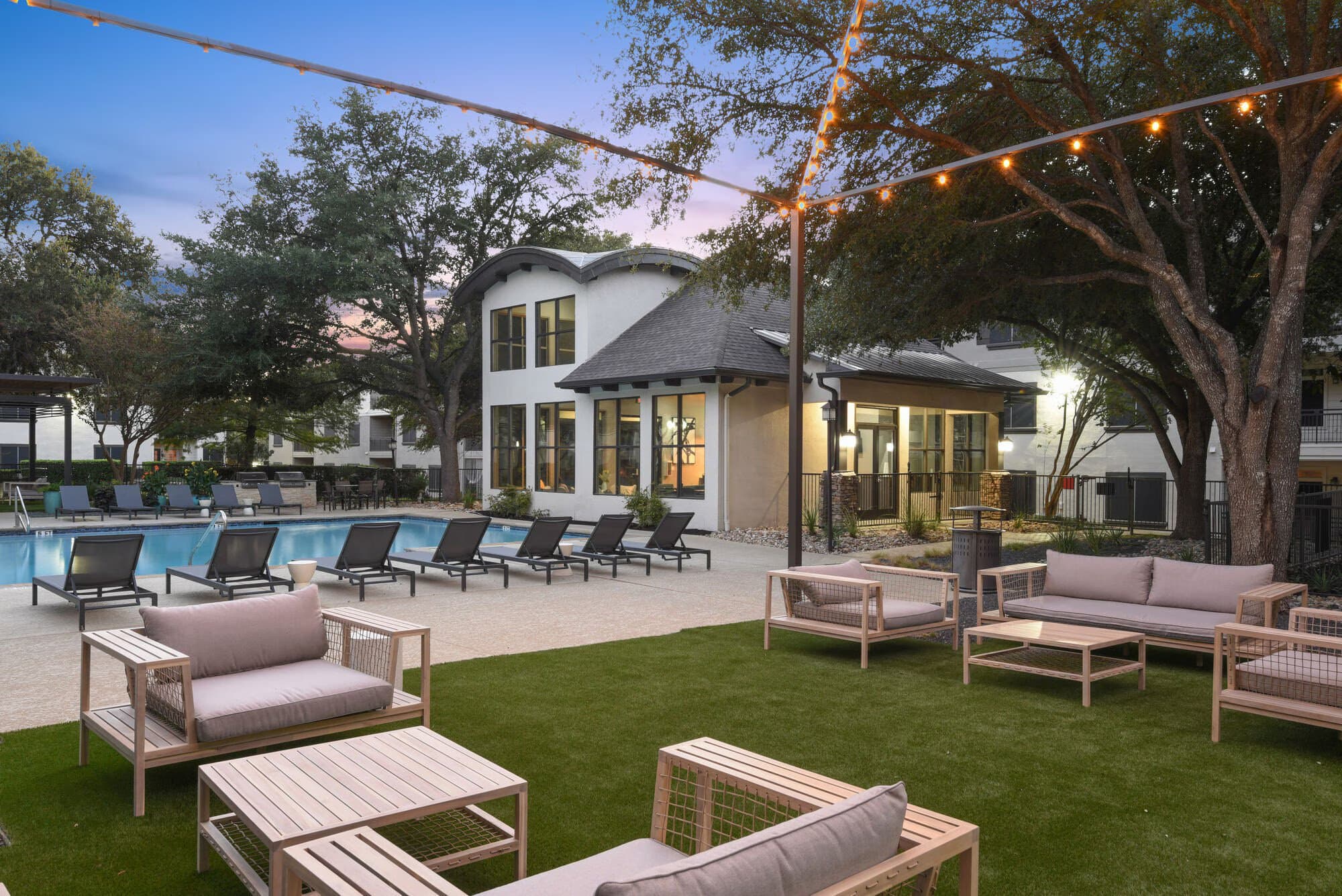 austin Apartment: 2601 Scofield Ridge pkwy